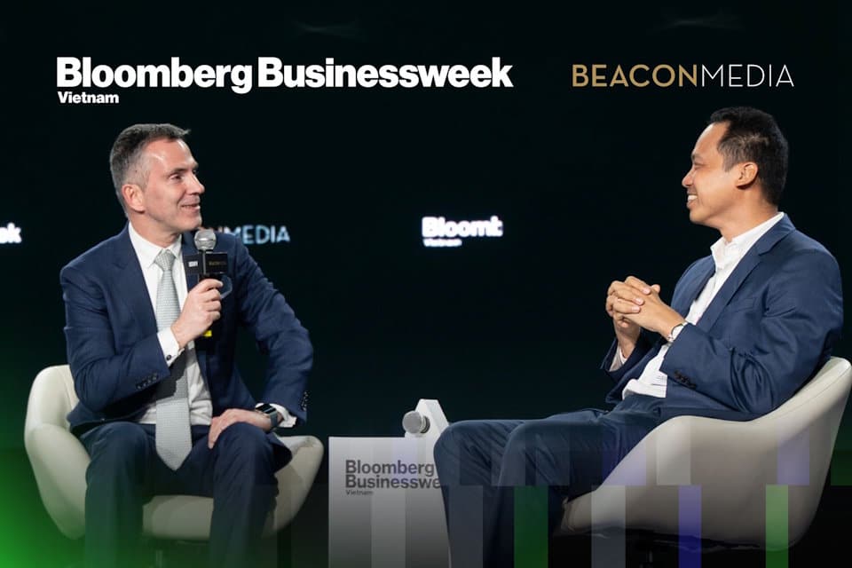 Panel on Vietnam financial center at Bloomberg Businessweek Summit